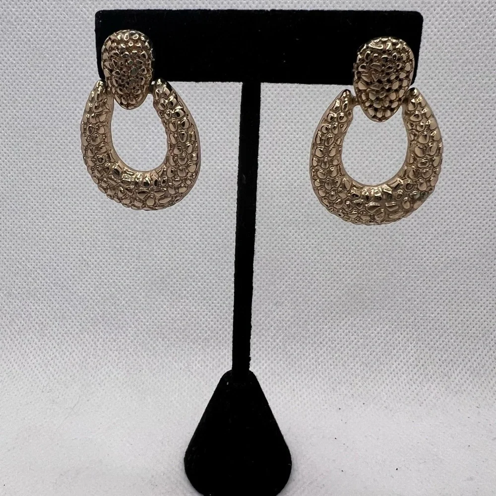 Gold tone door knocker vintage costume post earring